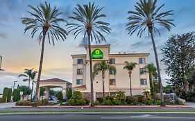 La Quinta Inn & Suites ne Long Beach / Cypress